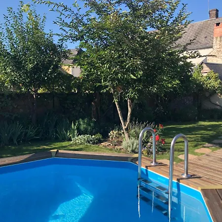 Le Chaton Rouge Bed & Breakfast 4*