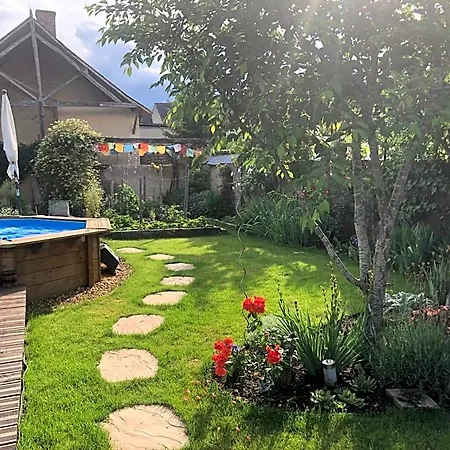 Le Chaton Rouge Bed and breakfast