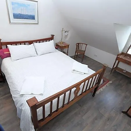 Bed and breakfast Le Chaton Rouge Saint-Pierre-du-Lorouër