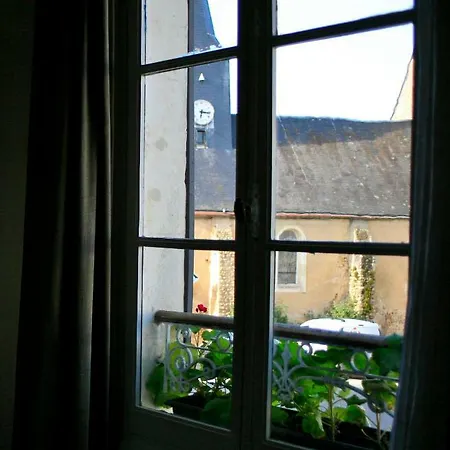 Panzió Le Chaton Rouge Saint-Pierre-du-Lorouër