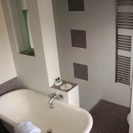 Le Chaton Rouge Panzió Saint-Pierre-du-Lorouër