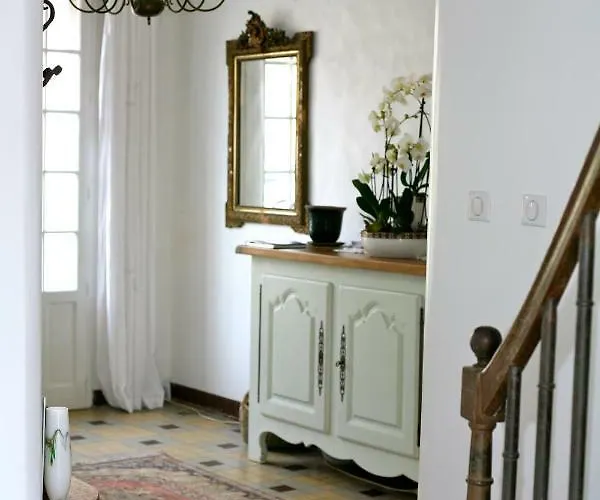 Oda ve Kahvaltı Le Chaton Rouge Saint-Pierre-du-Lorouër