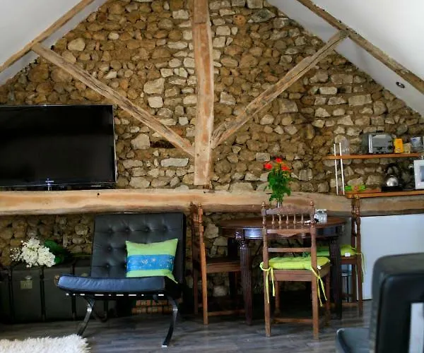 Le Chaton Rouge Oda ve Kahvaltı Saint-Pierre-du-Lorouër